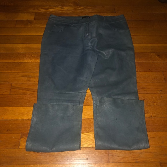 The Row - Picture 8 of 8